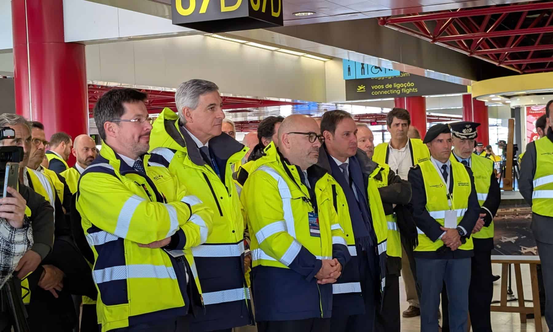 A inauguração da ampliação do Terminal 2 com a presença do ministro das Infraestruturas, Miguel Pinto Luz