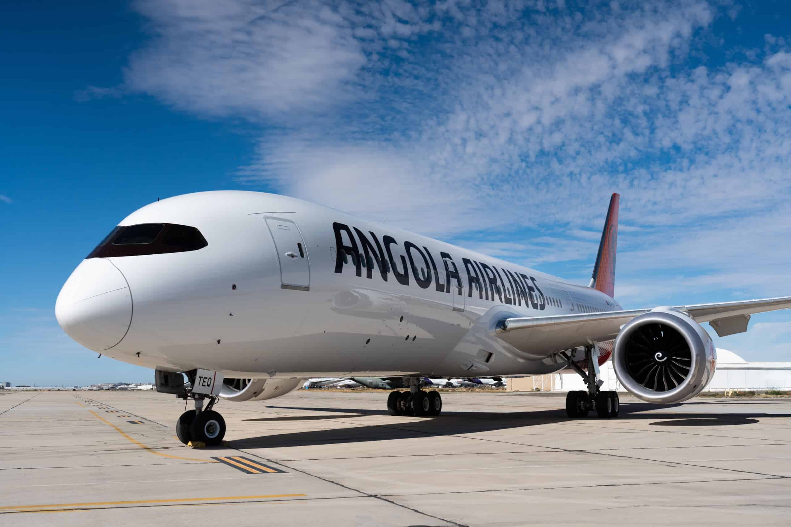 TAAG estreia Boeing 787-10 Dreamliner na rota Luanda-Lisboa